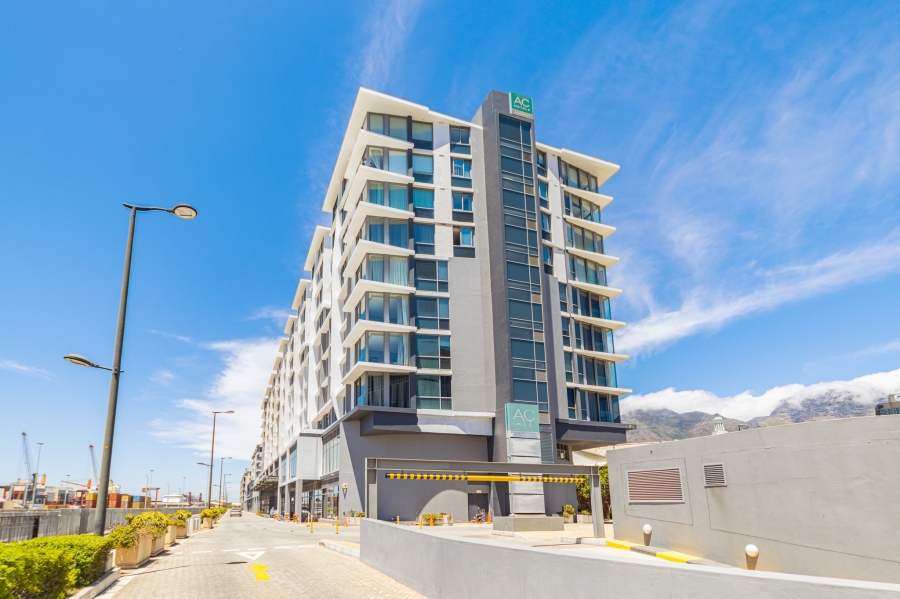 To Let 1 Bedroom Property for Rent in Foreshore Western Cape